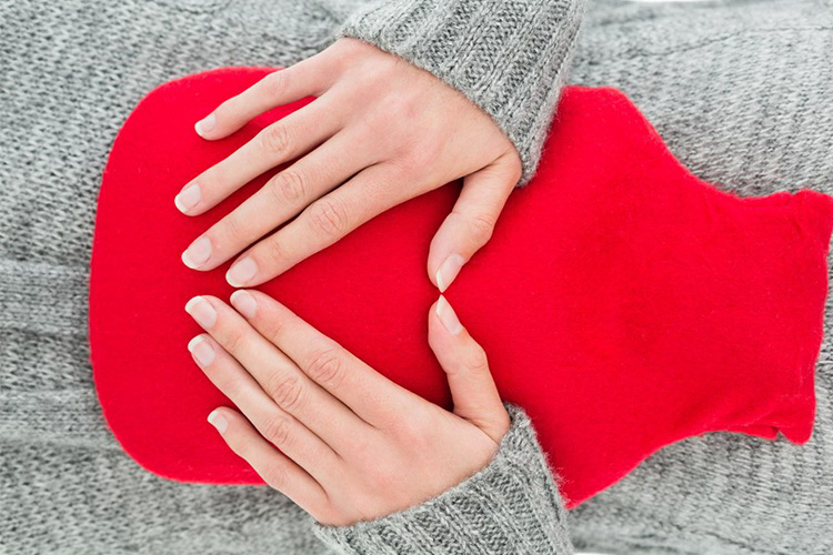 استفاده از کیسه آب گرم در دوران بارداری میتواند درد و ناراحتی را تسکین دهد، اما استفاده نادرست از آن ممکن است عوارضی بههمراه داشته باشد.